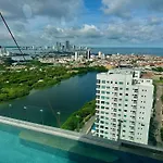 U-GO Vistas al Mar desde Murano Centro: Piscina, Jacuzzi y Más