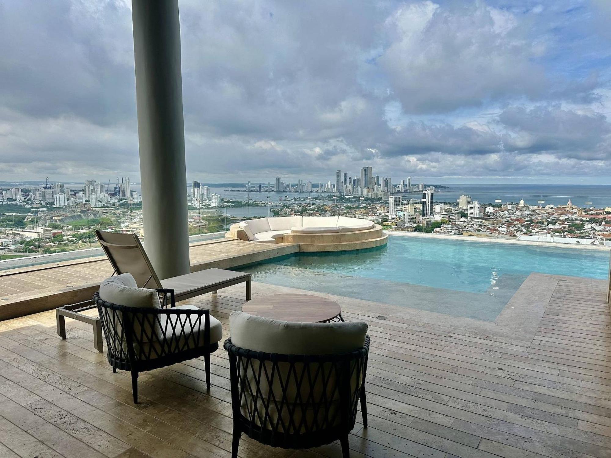 U-go Vistas Al Mar Desde Murano Centro: Piscina, Jacuzzi Y Más Apartamento