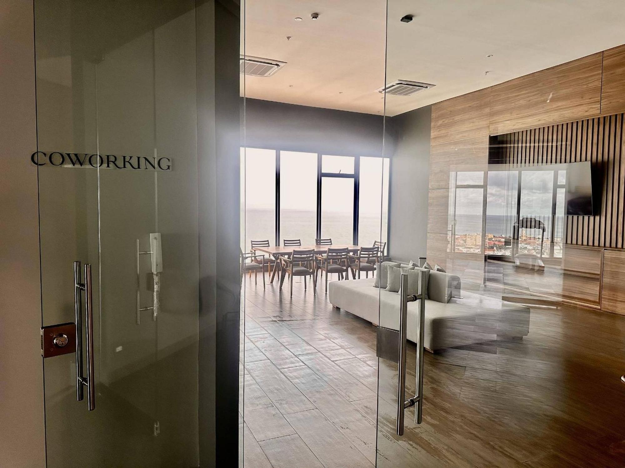 Apartamento U-go Vistas Al Mar Desde Murano Centro: Piscina, Jacuzzi Y Más